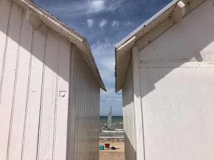 La Crémaillère · Hôtel bord de mer à Courseulles-sur-Mer, Normandie